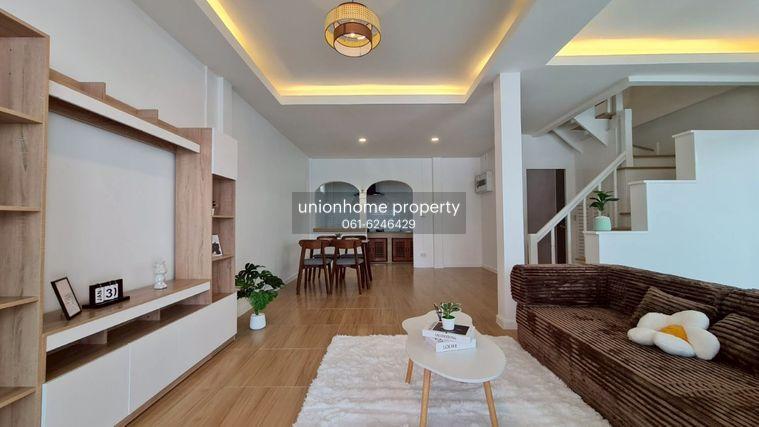 รูป ขายทาวน์เฮาส์ หลังมุม หมู่บ้านบุศรินทร์ รามอินทรา109 บ้านรีโนเวทใหม่ พร้อมเข้าอยู่ (N.2071) - รูปที่ 2/10