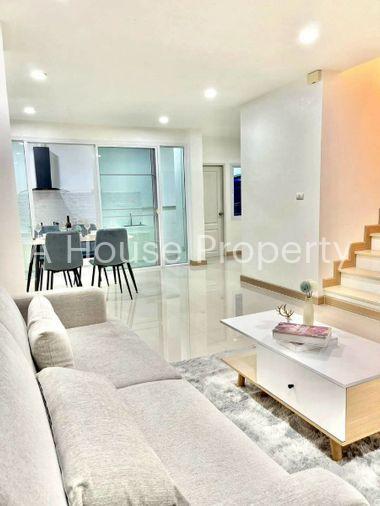 picture Bargain! Beautiful townhome at The Central 2 Village, Sriracha. move in Ready immediately. - 3/17