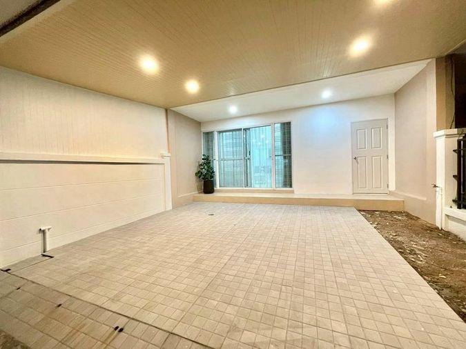 รูป ขายถูก ทาวน์โฮมสวย หมู่บ้านเดอะเซ็นทรัล 2 ศรีราชา เข้าอยู่ได้ทันที - รูปที่ 17/17