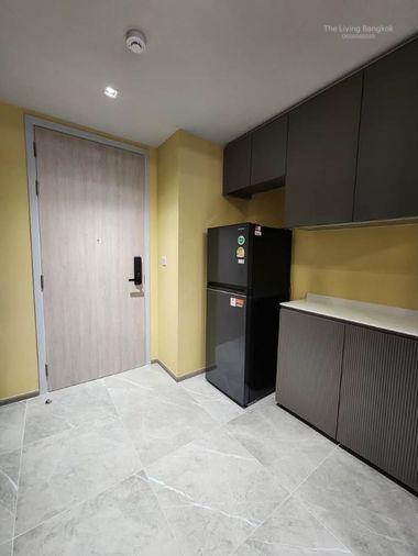 รูป ให้เช่าคอนโด : 2 ห้องนอน Chapter Thonglor 25 ห้องมุม วิวสระ (Rt-01) - รูปที่ 13/15