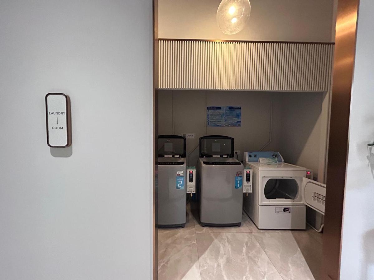 picture 2 bedrooms with bathtub Chapter Thonglor 25, 2-bedroom unit near BTS Thonglor (Rt-01) - 29/29