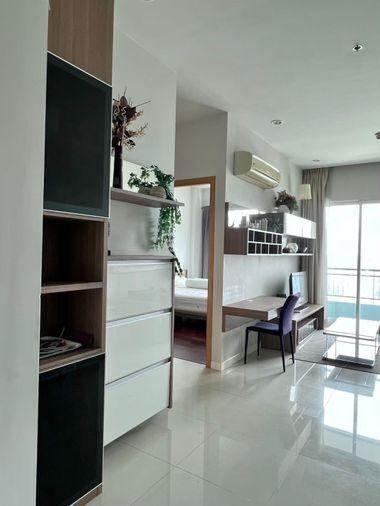 picture Condo for rent in Circle Phetchaburi 36  - 7/11