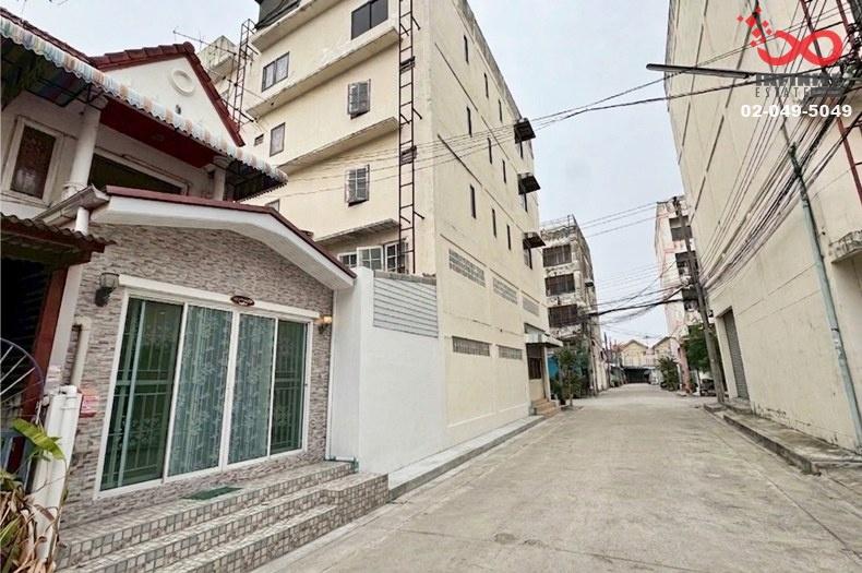 รูป ขายทาวน์เฮ้าส์ บ้านทิพย์มงคล 1 หนามแดง-บางพลี สมุทรปราการ 17 ตร.ว. 2 ชั้น ต่อเติมสวย - รูปที่ 1/9