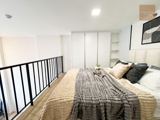รูป ขายด่วน คอนโดduplex 2ชั้น เพดานสูงโปร่ง สบาย ตกแต่งพร้อมเข้าอยู่ ใกล้แฟชั่นไอส์แลนด์ - รูปที่ 3/16