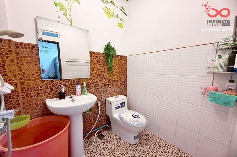 รูป ขายทาวน์เฮาส์ 2 ชั้น 40 ตร.ว. หมู่บ้านศรีเพชร เพชรเกษม 106 ใกล้มหาวิทยาลัยเอเชียอาคเนย์ - รูปที่ 9/12