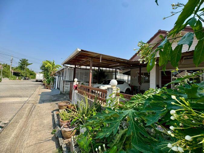 รูป ขายบ้านเดี่ยว หนองจอก **ราคาพิเศษ บ้านร่มรื่นน่าอยู่** (N.2072) - รูปที่ 17/18
