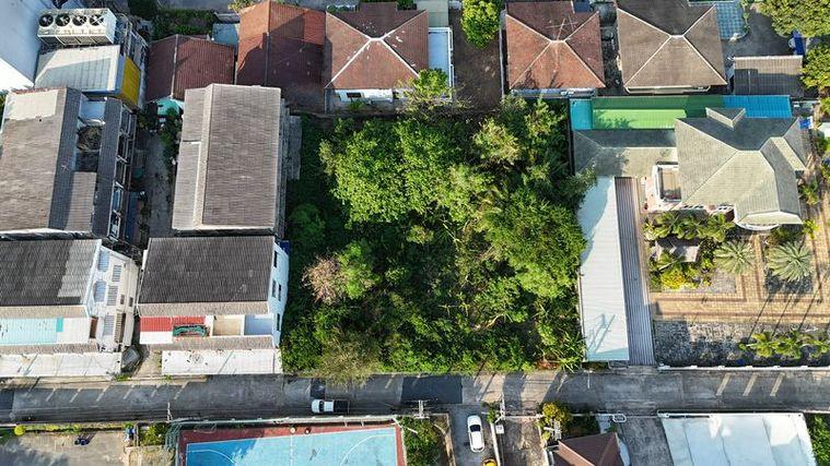 picture Beautiful land in Sriracha, near Sukhumvit Road, located in a community area, ready for development. - 5/12