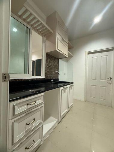 รูป ขายบ้านเดี่ยว 2 ชั้น หมู่บ้านโกลเด้นนีโอ อ่อนนุช - พัฒนาการ ใกล้รถไฟฟ้าสายสีเหลือง สถานีศรีนุช (N.2079) - รูปที่ 9/13