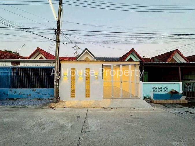 รูป ขายทาวน์เฮ้าส์ หมู่บ้านพฤกษชาติ 6 ศรีราชา ทำเลดี ใกล้ชุมชน - รูปที่ 1/15