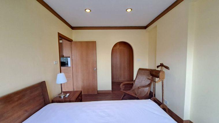 picture For rent: Saranjai Mansion, 1 bedroom, 1 bathroom. Quiet and peaceful with a beautiful, unblocked view. - 2/13