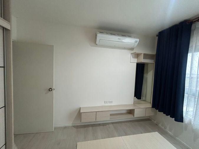 picture OMG1450  [ Aspire Sathorn - Tha Phra ]  Next to BTS Talat Phlu - for RENT 18-Jun-26 - 6/9