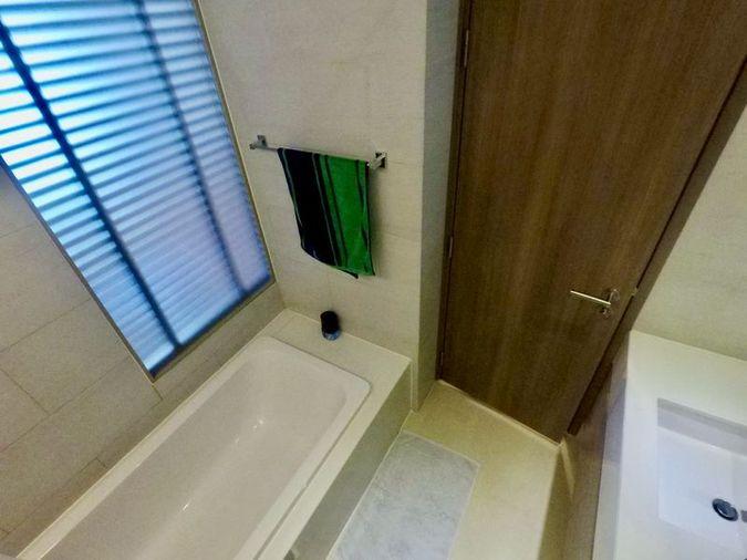 picture Luxury condo for rent, Marina Bay Front Sriracha, beachfront. - 6/6