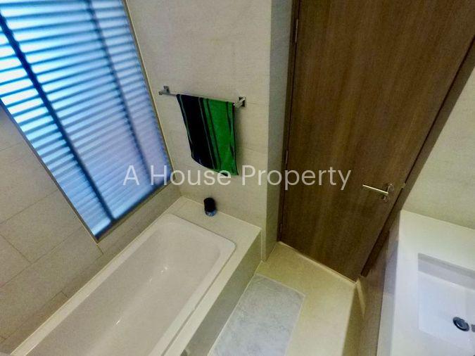 picture Luxury condo for rent, Marina Bay Front Sriracha, beachfront. - 6/6