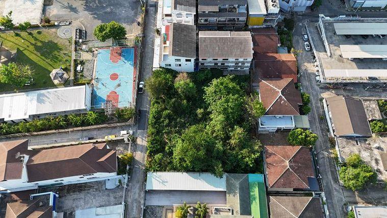 picture Beautiful land in Sriracha, near Sukhumvit Road, located in a community area, ready for development. - 4/12