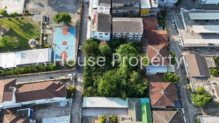 picture Beautiful land in Sriracha, near Sukhumvit Road, located in a community area, ready for development. - 4/12
