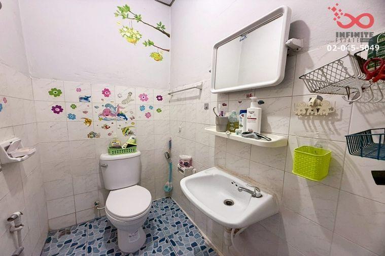 รูป ขายทาวน์เฮาส์ 2 ชั้น 40 ตร.ว. หมู่บ้านศรีเพชร เพชรเกษม 106 ใกล้มหาวิทยาลัยเอเชียอาคเนย์ - รูปที่ 10/12