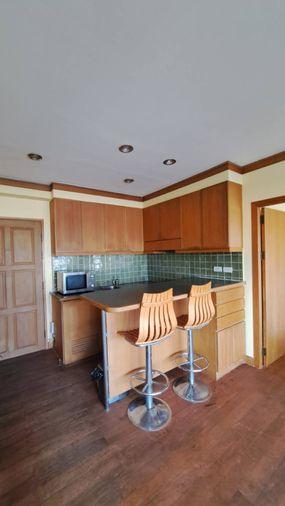 picture For rent: Saranjai Mansion, 1 bedroom, 1 bathroom. Quiet and peaceful with a beautiful, unblocked view. - 4/13