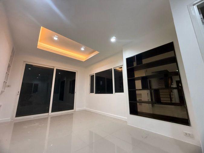 รูป ขายบ้านเดี่ยว 2 ชั้น หมู่บ้านโกลเด้นนีโอ อ่อนนุช - พัฒนาการ ใกล้รถไฟฟ้าสายสีเหลือง สถานีศรีนุช (N.2079) - รูปที่ 3/13