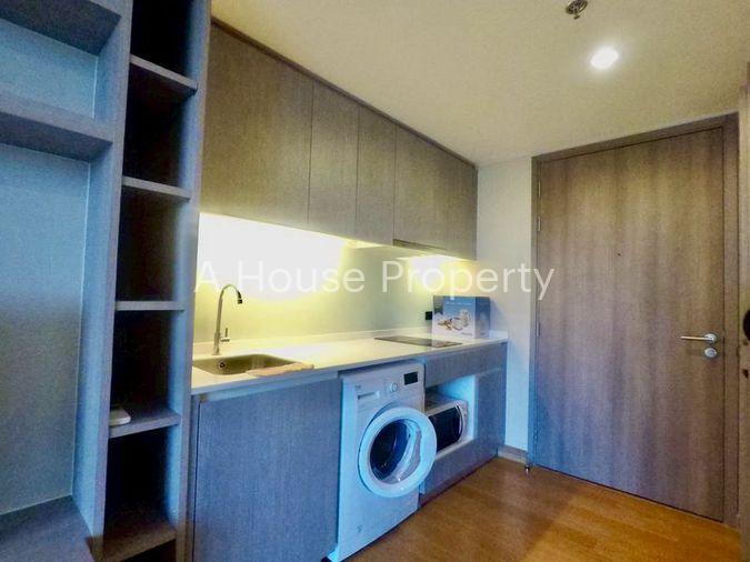 picture Luxury condo for rent, Marina Bay Front Sriracha, beachfront. - 4/6