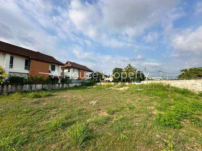 รูป ที่ดินสวย ในหมู่บ้านวิวไม้ 3 ศรีราชา พร้อมสร้างบ้าน - รูปที่ 12/15
