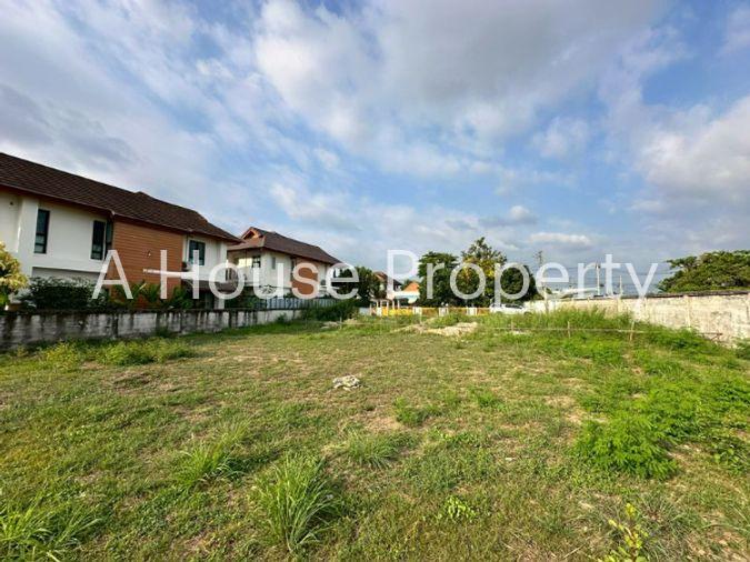 รูป ที่ดินสวย ในหมู่บ้านวิวไม้ 3 ศรีราชา พร้อมสร้างบ้าน - รูปที่ 12/15
