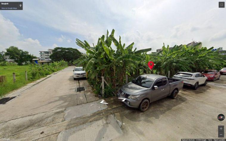 picture Beautiful corner plot of land in Ladprao 122. - 11/11