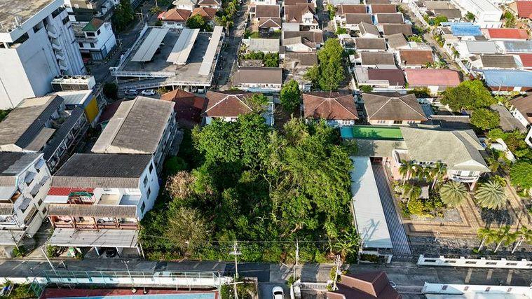 picture Beautiful land in Sriracha, near Sukhumvit Road, located in a community area, ready for development. - 7/12