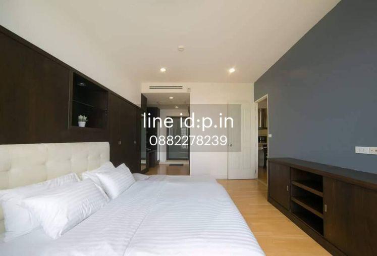 picture Condo for rent at Baan Sathorn Chaopraya. Beautiful view, including fireworks during festivals. - 8/10