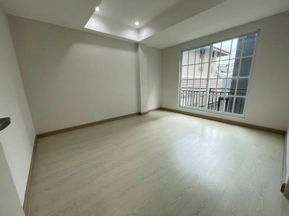 รูป ✅ขายถูกสุดในโครงการ✅ เดอะ เพรสตัน ทาวน์โฮม The Preston Townhome MRT สายสีส้ม (ลำสาลี) • MRT สายสีเหลือง (ศรีกรีฑา) - รูปที่ 7/13