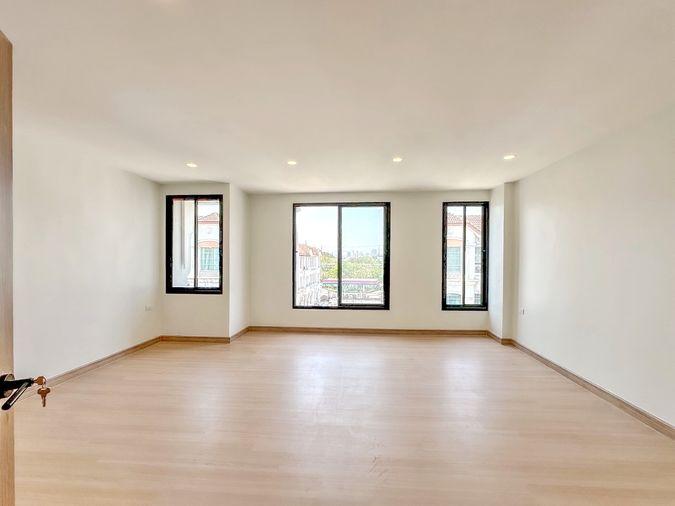 picture H0799, Home Office for sale 4 Br., Ratchada-Lat Phrao - 17/17
