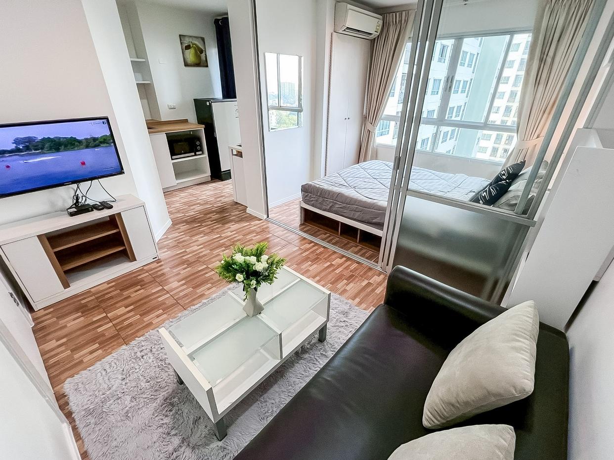 picture Condo for Sale Lumpini Ville Naklua Wongamat Studio High Floor - 1/12