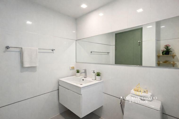 picture 🌸 Cozy Room For Rent 📌 Thru Thonglor Condominium (Line: @rent2022) | Near MRT Phetchaburi ✨ Ready to move in! ✨ 📌 Ref Code: A11147 - 9/14