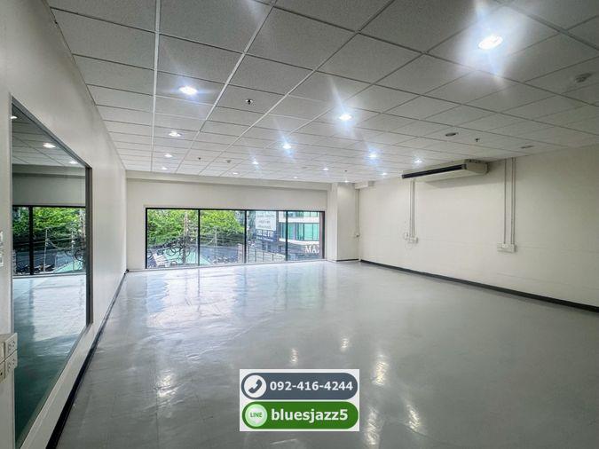 รูป BBD Building พระราม4 118ตรม พื้นที่สำนักงานให้เช่า ใกล้ MRT สามย่าน หัวลำโพง สามย่านมิตรทาวน์ สีลม MBK สยามพารากอน - รูปที่ 1/5