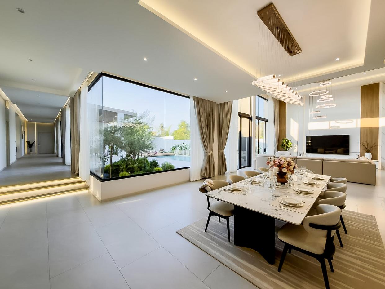 รูป Pool Villa for Sale East Pattaya Luxury 4 Bedroom High Ceiling - รูปที่ 5/16