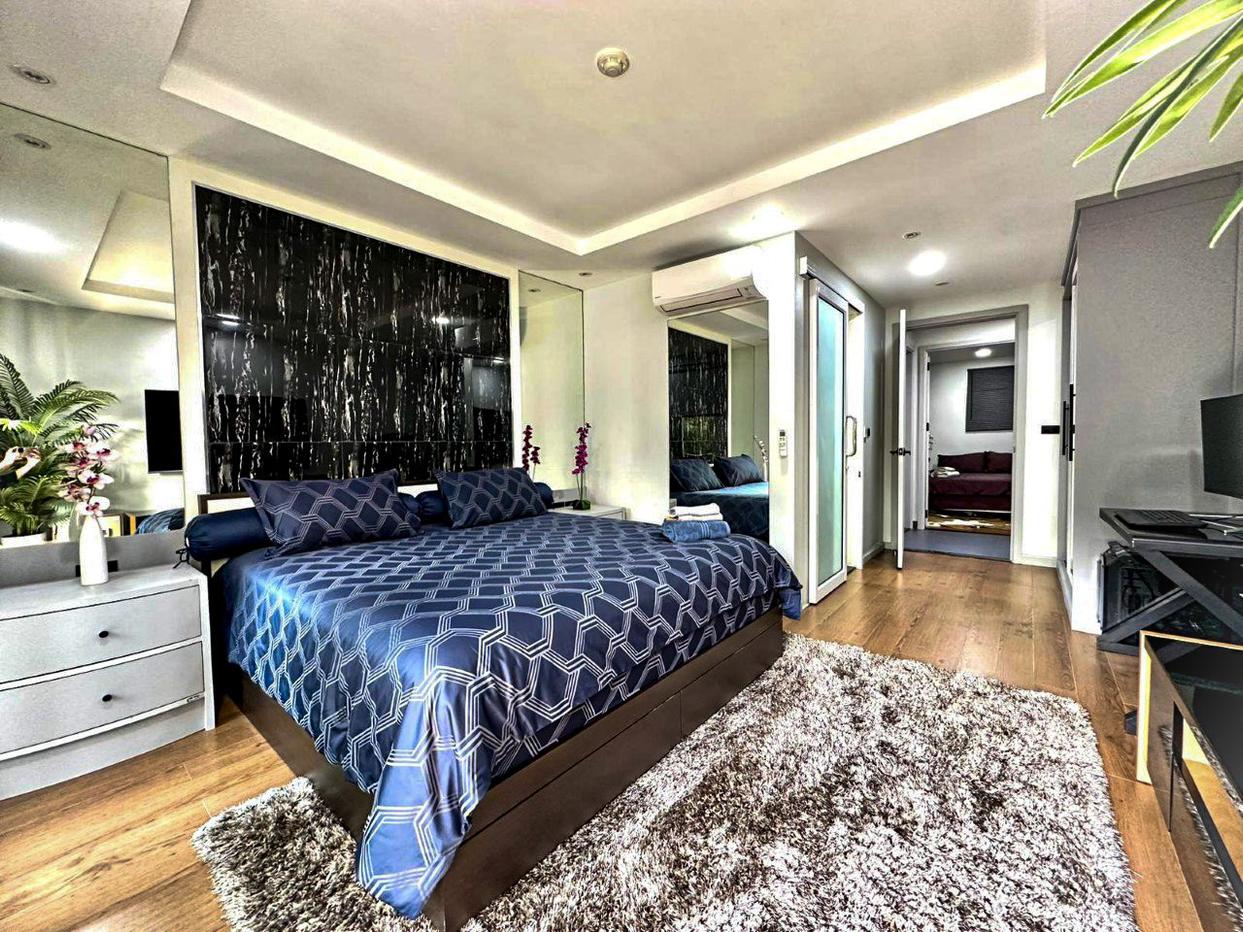 picture 2 Bedroom Condo for Sale at Regent Pratamnak Pattaya - 7/14