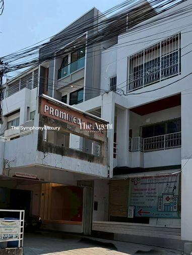 รูป ขายทาวน์โฮม รีโนเวทใหม่ทั้งหลัง สุขุมวิท101 ใกล้ BTS ปุณณวิถี เนื้อที่ 25.9 ตร.ว. 4.5 ชั้น 4 ห้องนอน 6 ห้องน้ำ มีลิฟต์ส่วนตัว จอดรถ 3 คัน - รูปที่ 42/45