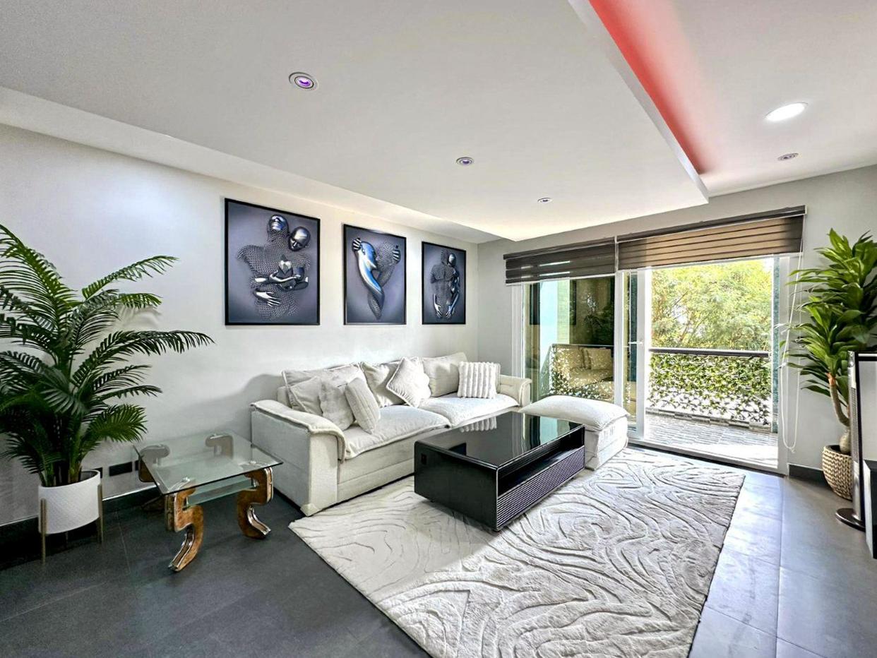 picture 2 Bedroom Condo for Sale at Regent Pratamnak Pattaya - 2/14
