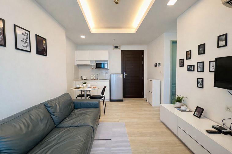 picture 🌸 Cozy Room For Rent 📌 Thru Thonglor Condominium (Line: @rent2022) | Near MRT Phetchaburi  ✨ Ready to move in! ✨ 📌 Ref Code: A11147 - 5/14