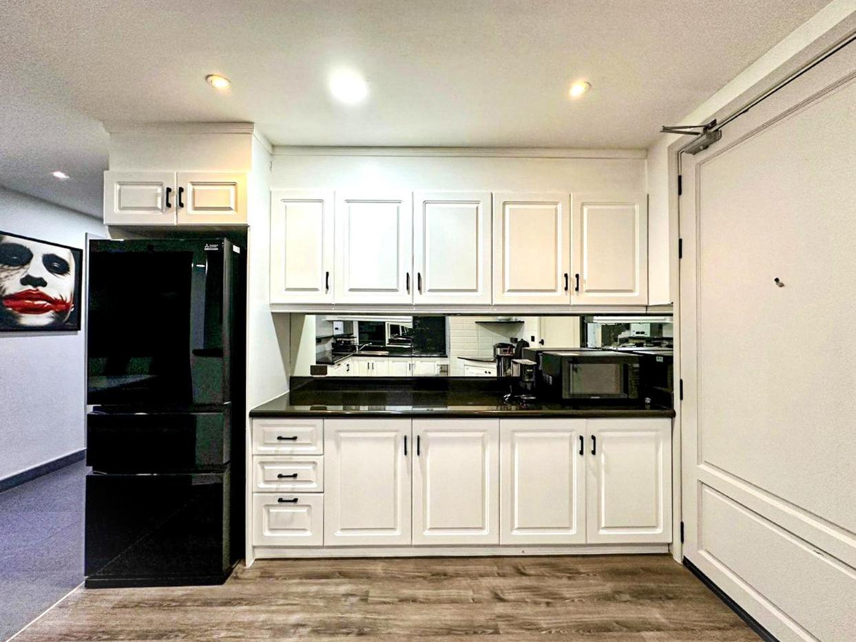 picture 2 Bedroom Condo for Sale at Regent Pratamnak Pattaya - 5/14