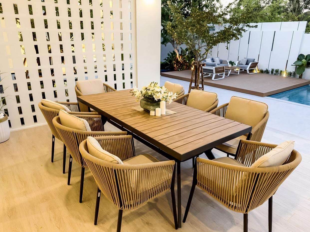 รูป Pool Villa for Sale East Pattaya Luxury 4 Bedroom High Ceiling - รูปที่ 11/16