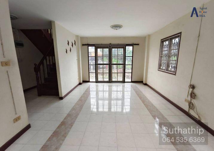 รูป ขายบ้านเดี่ยว Lake Garden Home ลาดกระบัง 2 ชั้น ทำเลดี ใกล้สนามบินสุวรรณภูมิ (Rt-01) - รูปที่ 3/14