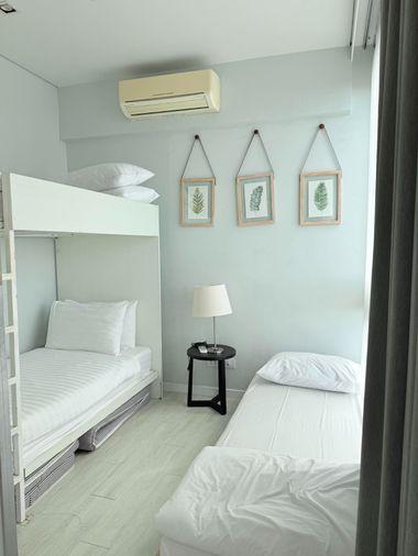 รูป ขายคอนโดตากอากาศสุดหรู ราคาถูกที่สุดในโครงการ Veranda Residence Pattaya (วีรันดา เรสซิเดนซ์ พัทยา) วิวทะเล บรรยากาศร่มรื่น เหมาะสำหรับพักผ่อนและลงทุน - รูปที่ 7/12