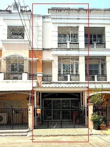 รูป ขายทาวน์โฮม 3 ชั้น บ้านสวยสภาพดี หมู่บ้านปริญลักษณ์ เพชรเกษม 69 (Prinyaluck Phetkasem 69) อยู่ฟรีไม่ต้องจ่ายค่าส่วนกลาง! ใกล้รถไฟฟ้า MRT หลักสอง - รูปที่ 1/14