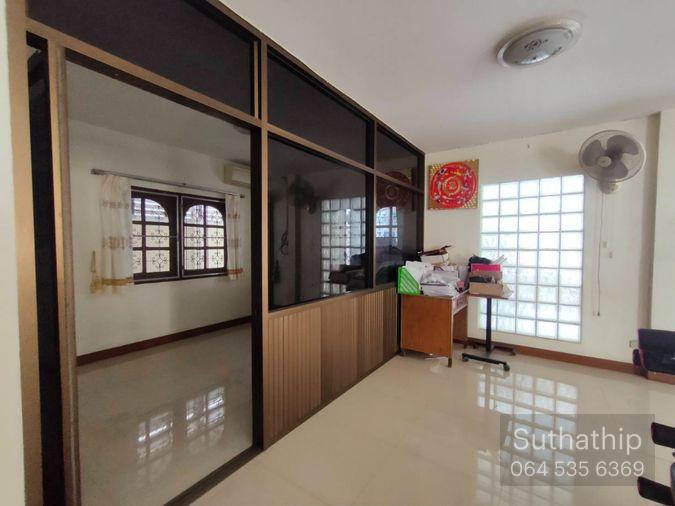 picture Single House for Sell : Rangsiya Village, Udomsuk 58 (Rt-01) - 9/31