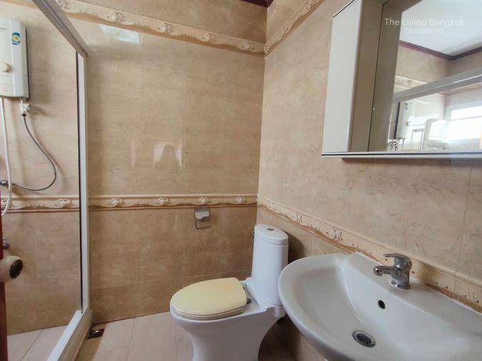 picture Single House for Sell : Rangsiya Village, Udomsuk 58 (Rt-01) - 30/31