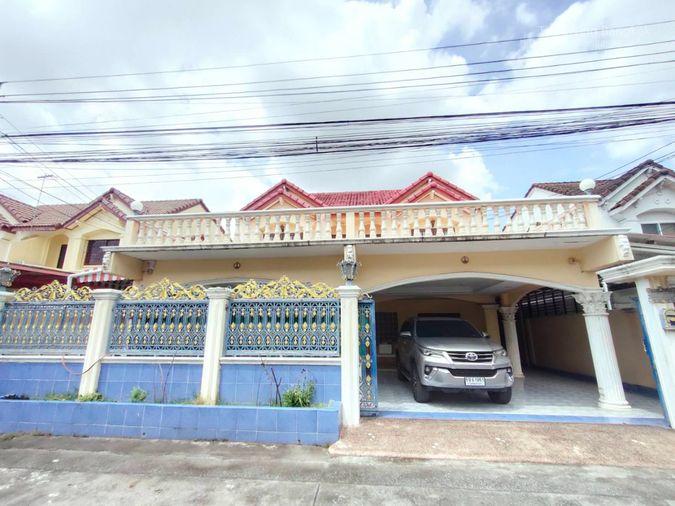 picture Single House for Sell : Rangsiya Village, Udomsuk 58 (Rt-01) - 1/31