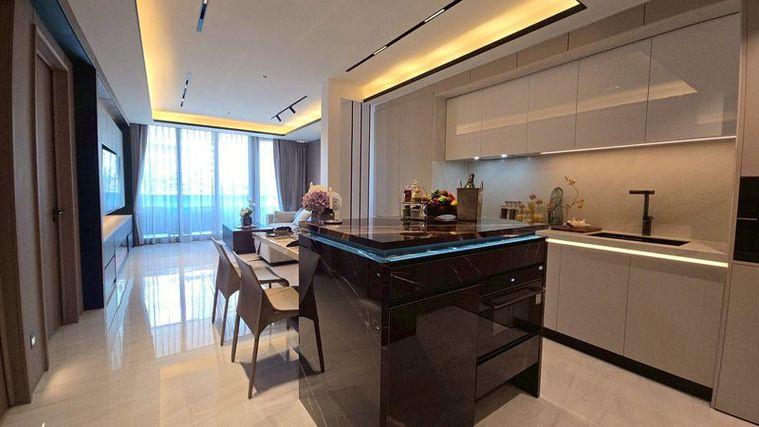 picture Sea Sky by Sands Pattaya – Beachfront Condo | From 5.6 MB - 16/17