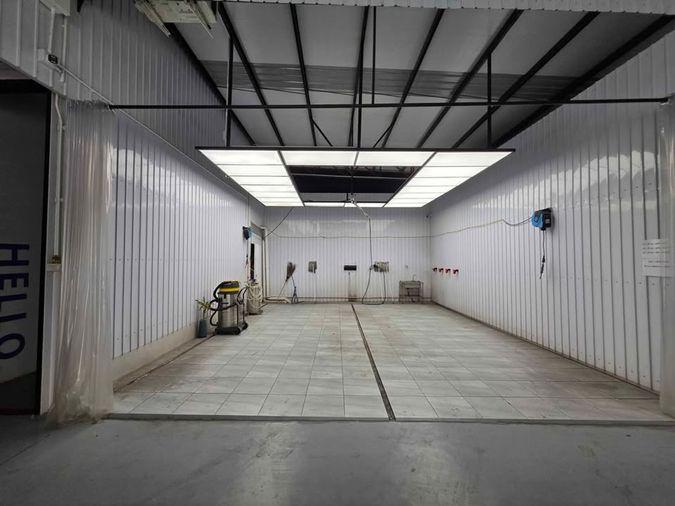 picture Showroom for Rent, Rama 9 Soi 66  500 sq.m. usable area - 6/20