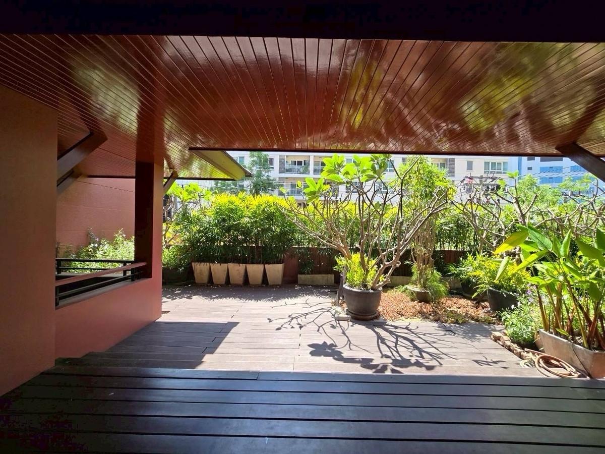picture Supreme Residence    Over 400 sq.m. of usable space.  3 bedrooms, 3 bathrooms. - 40/45
