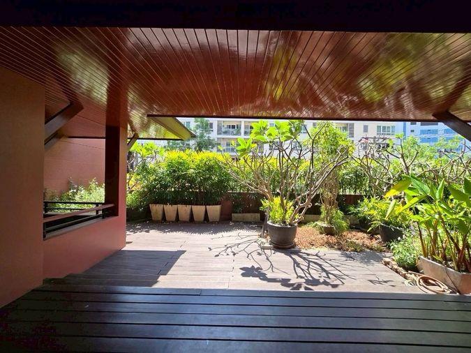 picture Supreme Residence    Over 400 sq.m. of usable space.  3 bedrooms, 3 bathrooms. - 40/45